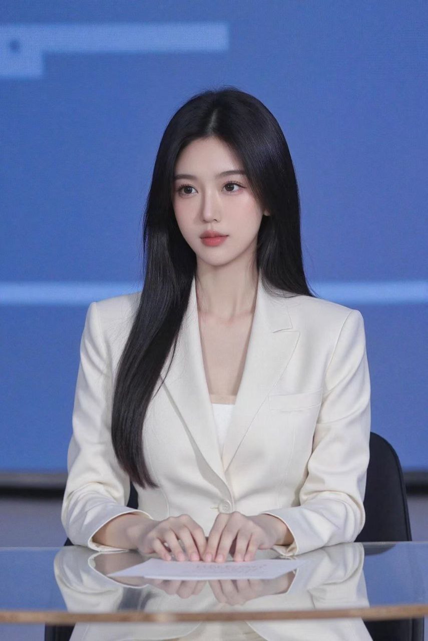 播音实习主持人